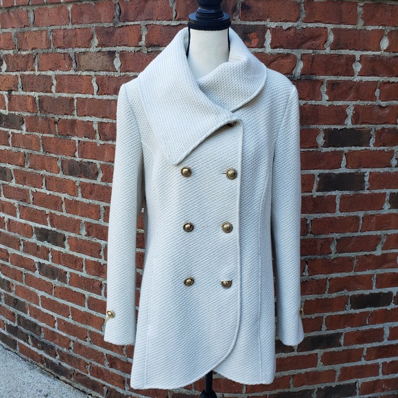 Jessica Simpson Jackets & Blazers - Gently preowned Jessica Simpson Coat. No blemishes or tears.